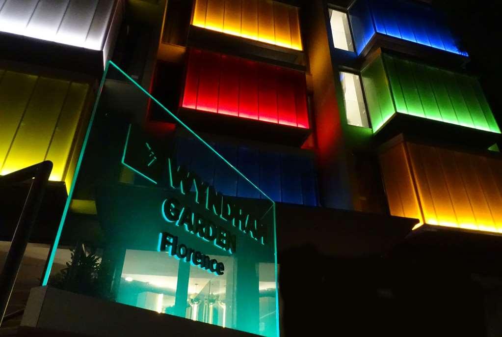 Wyndham Garden Флоренция Экстерьер фото
